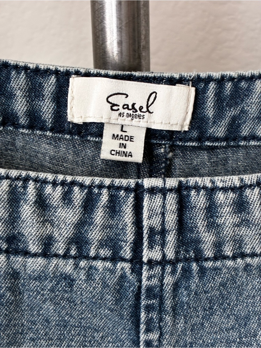 Easel sz M Distressed Maternity Overall Shorts Shortalls Lightweight Soft Loose - Picture 3 of 9